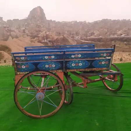 Szálloda Uchisarstonehouse