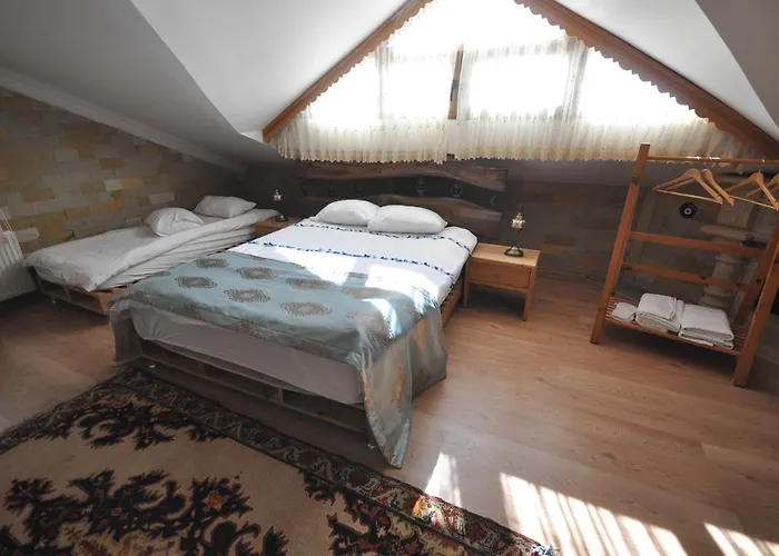 Uchisarstonehouse Hotel Nevşehir