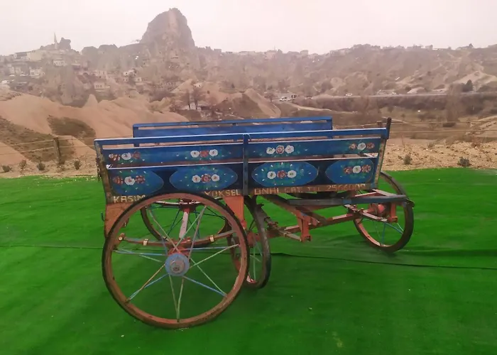 Hotel Uchisarstonehouse